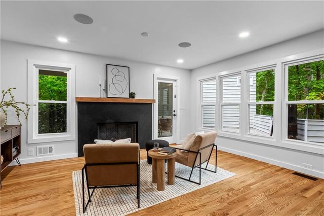 172 Carriage Trace, Marietta, GA 30068
