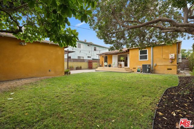 5835 Ernest Avenue, Los Angeles, CA 90034
