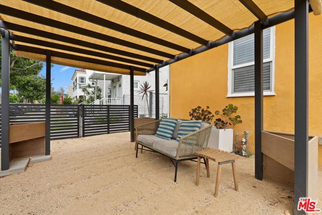 5835 Ernest Avenue, Los Angeles, CA 90034