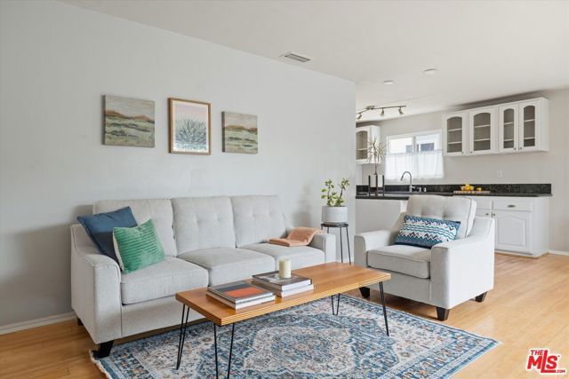 5835 Ernest Avenue, Los Angeles, CA 90034