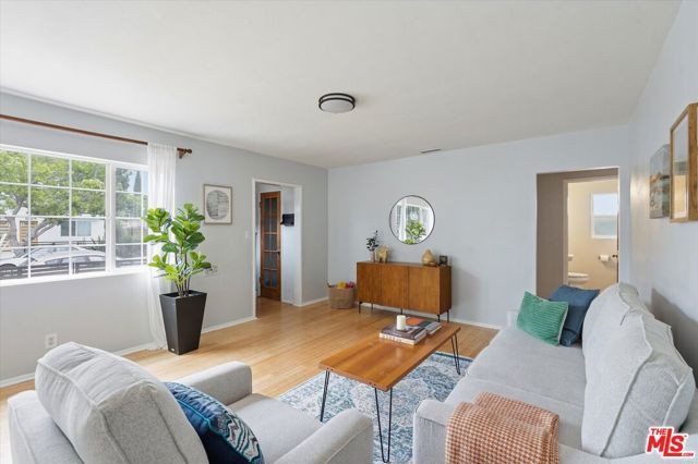 5835 Ernest Avenue, Los Angeles, CA 90034