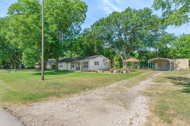 603 N 4th Street, Wills Point, TX 75169