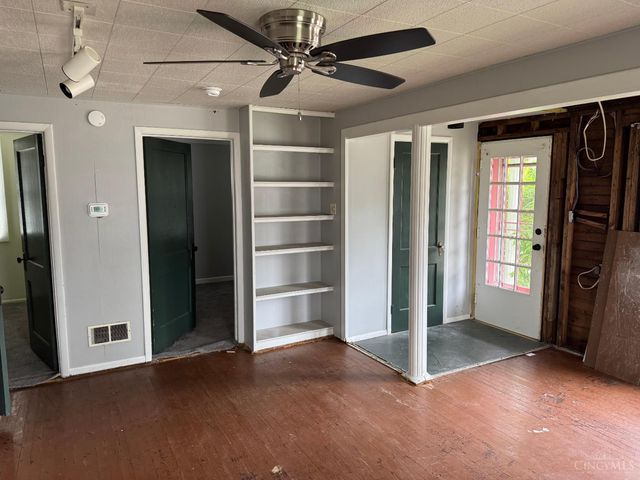 15 W Withrow Street, Oxford, OH 45056