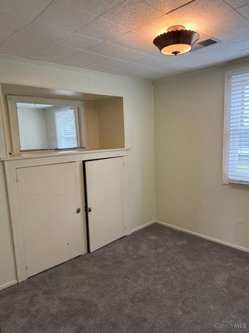15 W Withrow Street, Oxford, OH 45056