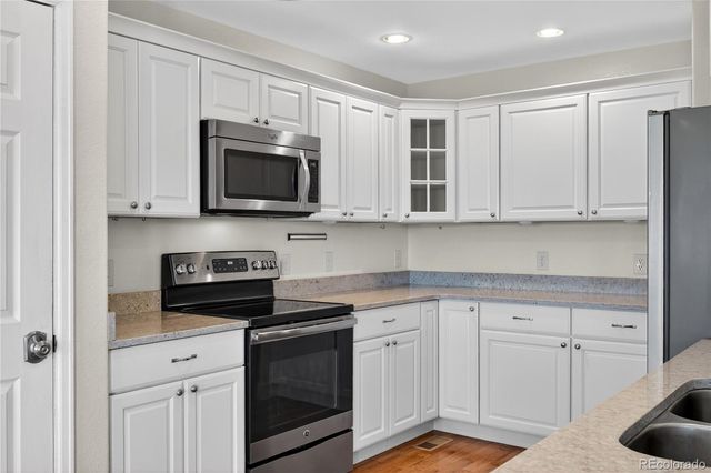 2045 Ashwood Place, Highlands Ranch, CO 80129