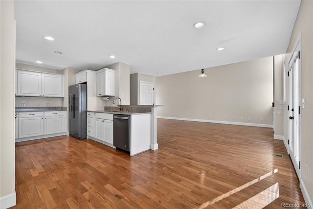 2045 Ashwood Place, Highlands Ranch, CO 80129