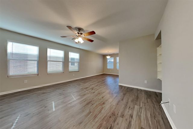 16730 N Bob White Drive, Conroe, TX 77385