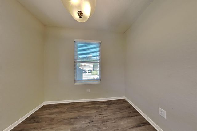 16730 N Bob White Drive, Conroe, TX 77385