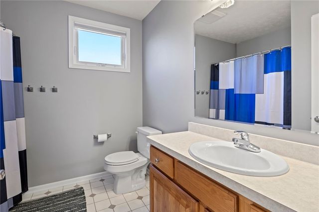 1030 Whistlers Cove Lane, Greece, NY 14612