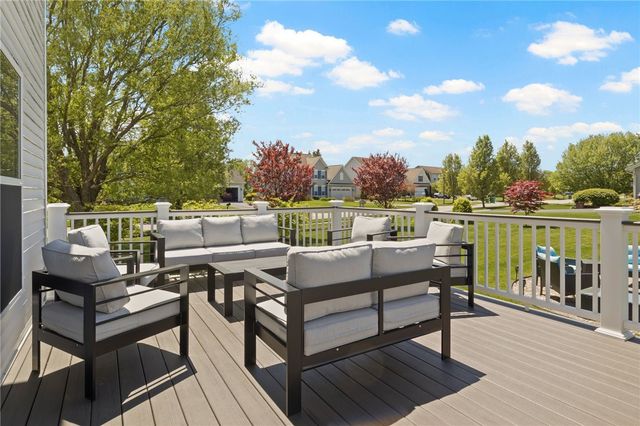 1030 Whistlers Cove Lane, Greece, NY 14612