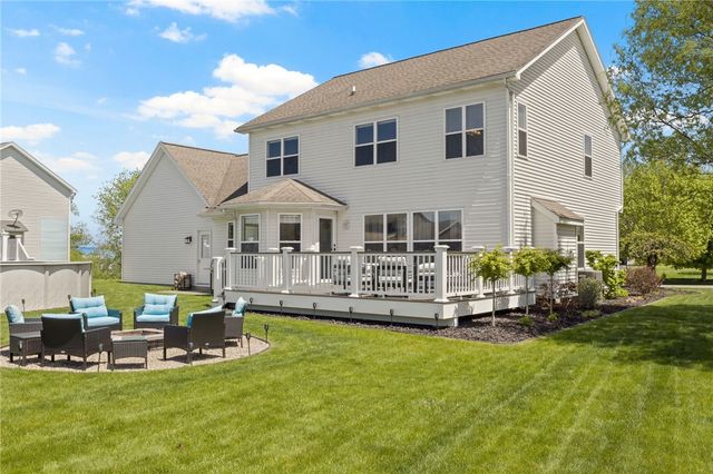 1030 Whistlers Cove Lane, Greece, NY 14612
