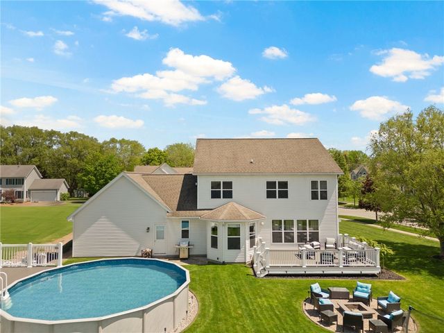 1030 Whistlers Cove Lane, Greece, NY 14612