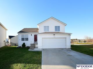 15459 Mormon Circle, Bennington, NE 68007