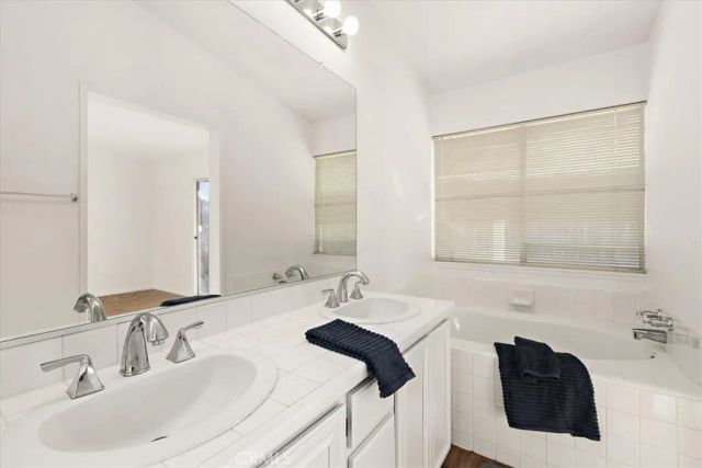 2985 Pembroke, Hemet, CA 92545