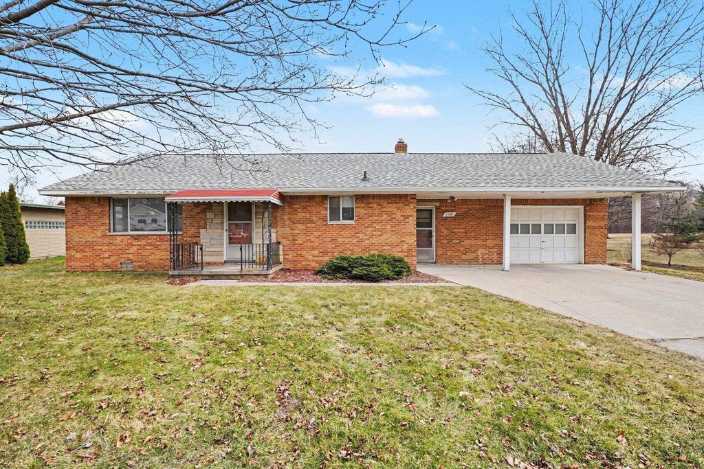 1105 S Trumbull Street, Bay City, MI 48708