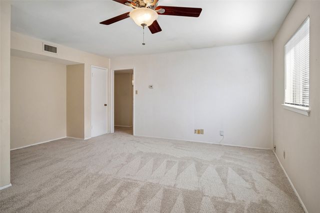 907 Greenbriar Lane, Richardson, TX 75080