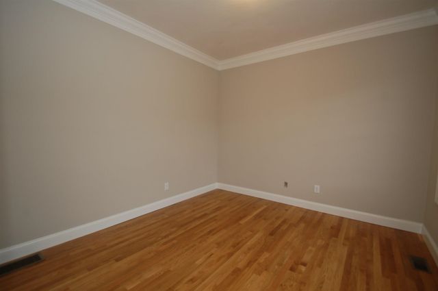 146 Brookview Drive, Hooksett, NH 03106