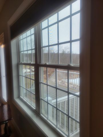 146 Brookview Drive, Hooksett, NH 03106