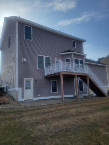 146 Brookview Drive, Hooksett, NH 03106