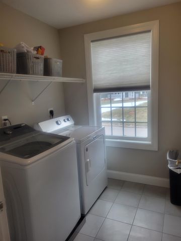 146 Brookview Drive, Hooksett, NH 03106