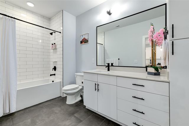 3101 Govalle Ave 301, Austin, TX 78702