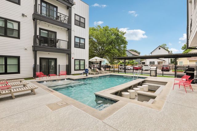 3101 Govalle Ave 301, Austin, TX 78702