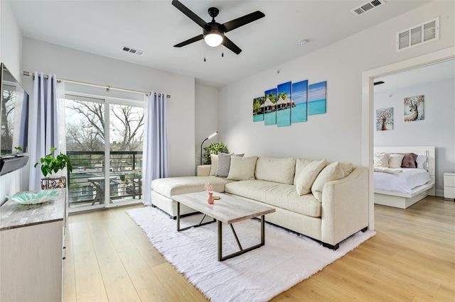 3101 Govalle Ave 301, Austin, TX 78702