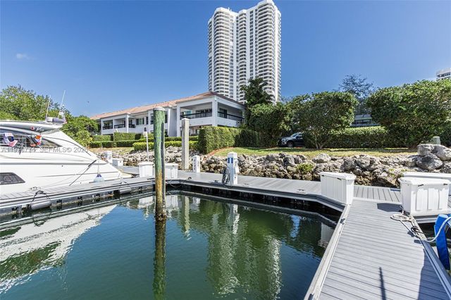 3575 Mystic Pointe Dr, Aventura, FL 33180