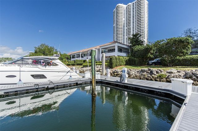 3575 Mystic Pointe Dr, Aventura, FL 33180