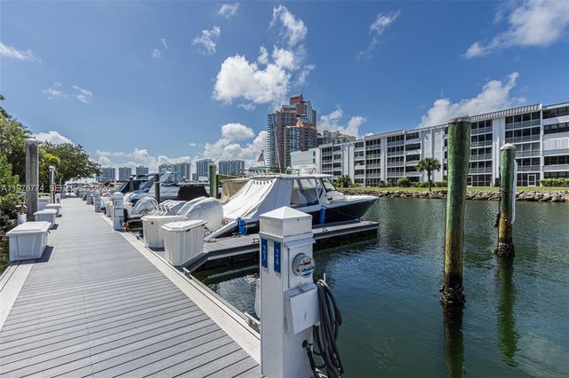 3575 Mystic Pointe Dr, Aventura, FL 33180