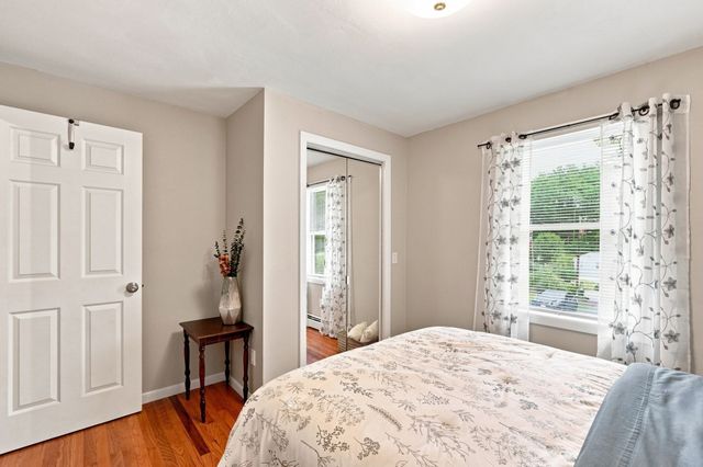 32 Mountaindale Rd, Smithfield, RI 02917