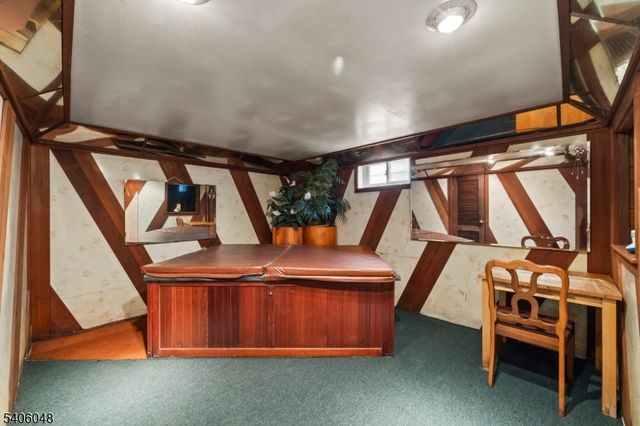 15 Inwood St, Clifton City, NJ 07011