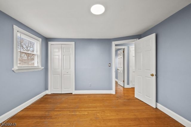 15 Inwood St, Clifton City, NJ 07011