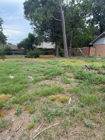 5206 W 43, Houston, TX 77092