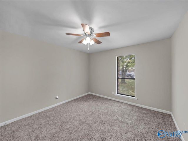 2114 Dundee Drive SW, Decatur, AL 35603