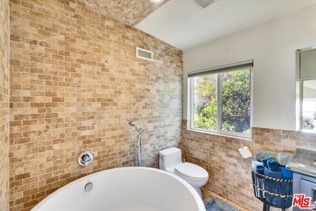 3966 Las Flores Canyon Road, Malibu, CA 90265