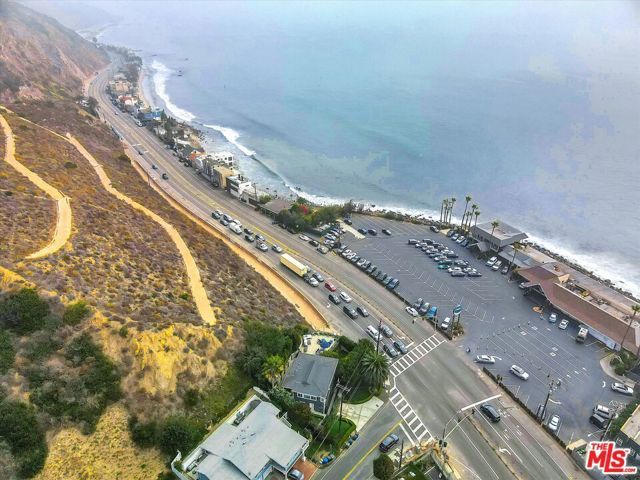3966 Las Flores Canyon Road, Malibu, CA 90265