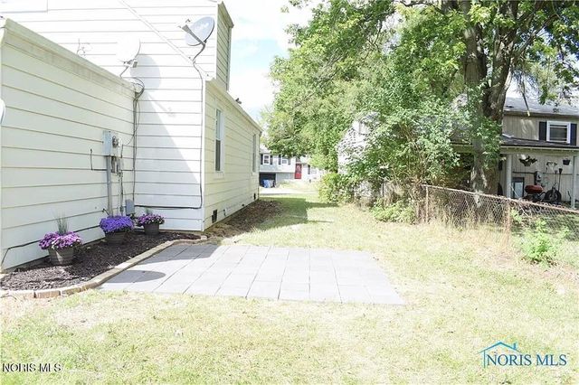 908 Burke Glen Road, Toledo, OH 43607