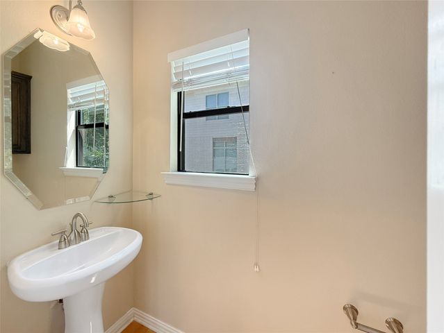 2403 Stutz Drive 4, Dallas, TX 75235