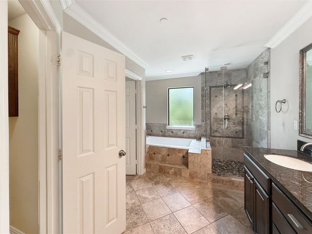 2403 Stutz Drive 4, Dallas, TX 75235