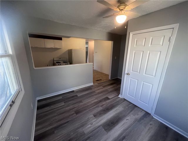 12218 Brooklawn Avenue, Cleveland, OH 44111
