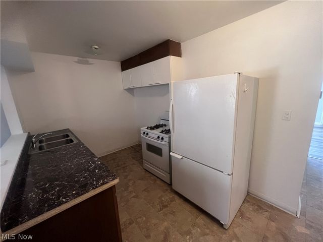 12218 Brooklawn Avenue, Cleveland, OH 44111