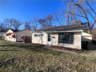 12218 Brooklawn Avenue, Cleveland, OH 44111