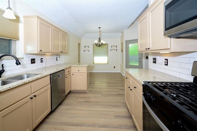 600 Rimrock Road, Edmond, OK 73034