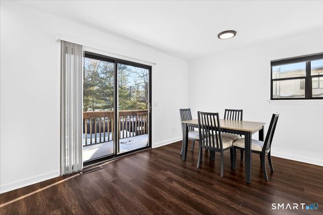 15 Crest Street D27, West Haven, CT 06516