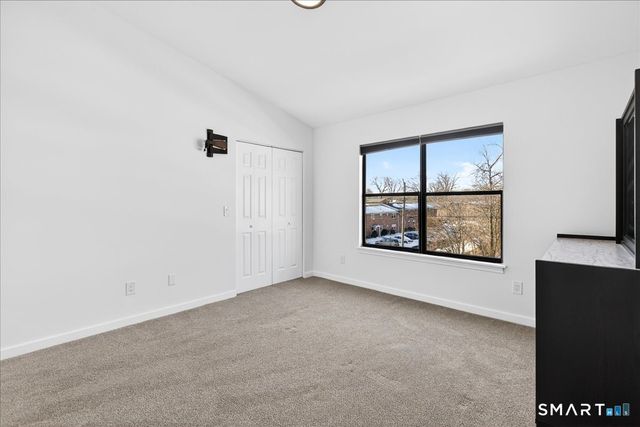 15 Crest Street D27, West Haven, CT 06516