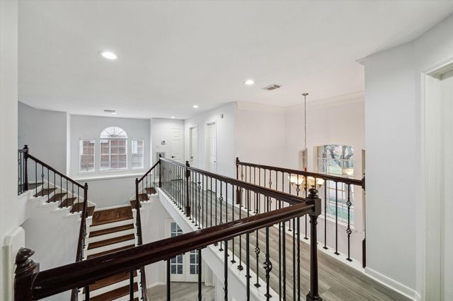 2715 Oakland Drive, Sugar Land, TX 77479