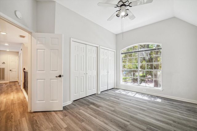 2715 Oakland Drive, Sugar Land, TX 77479