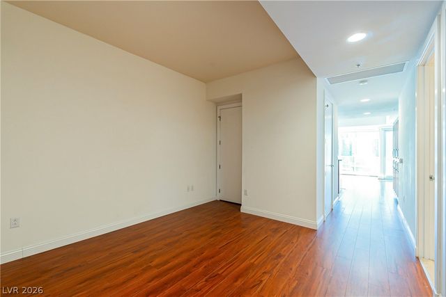 4525 DEAN MARTIN Drive 1405, Las Vegas, NV 89103