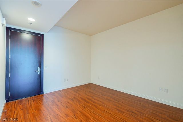 4525 DEAN MARTIN Drive 1405, Las Vegas, NV 89103